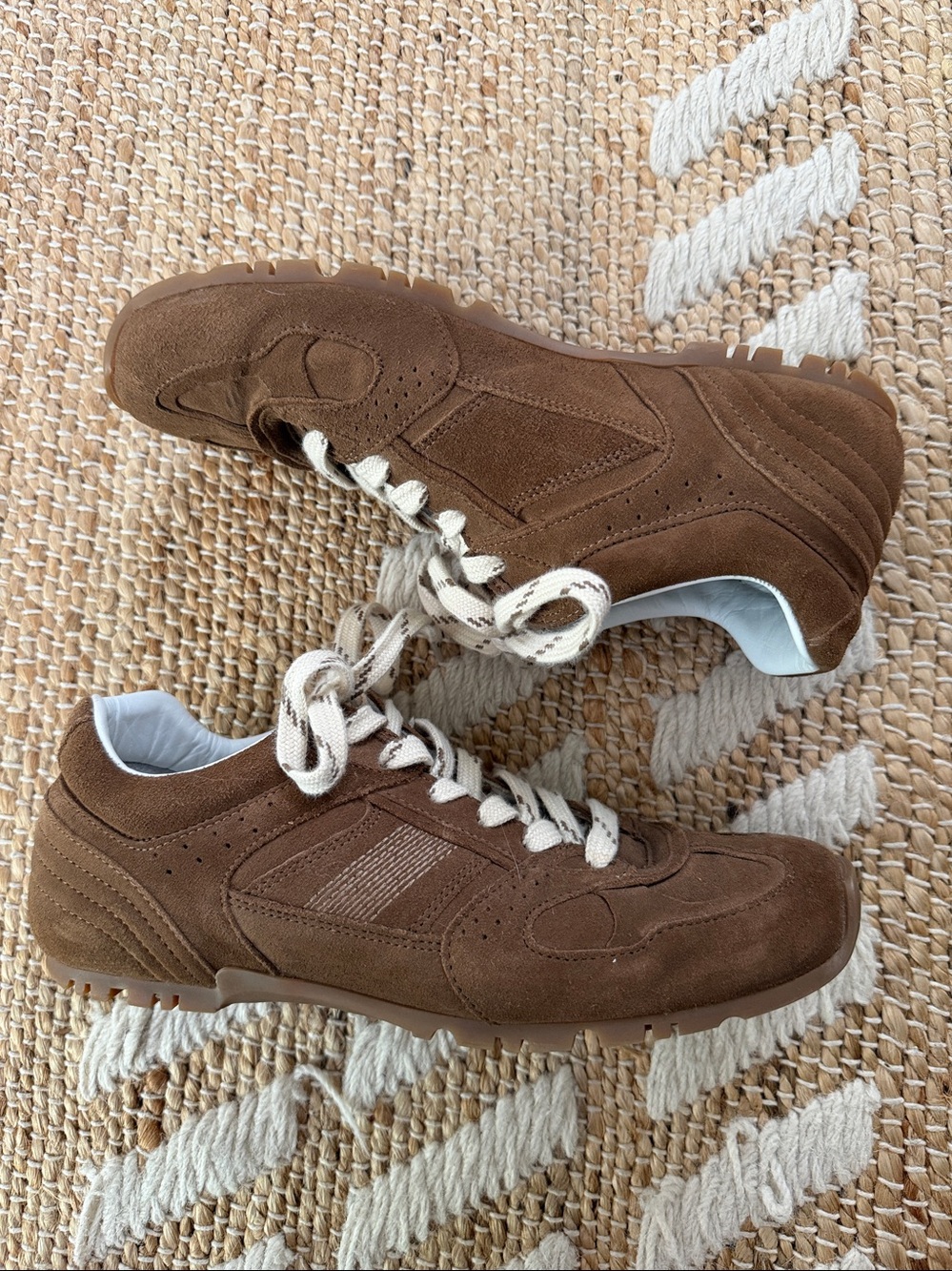 Alohas low pro brown suede sneaker - Picture 2 of 7